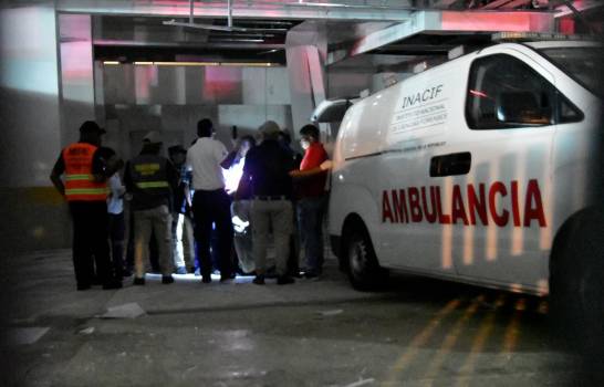 Explosión en torre del Evaristo Morales deja dos muertos y cuatro heridos
