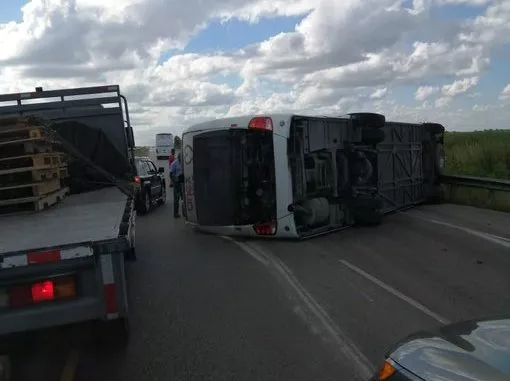 Turismo dice da seguimiento al estado de salud de turistas rusos accidentados en autovía del Coral