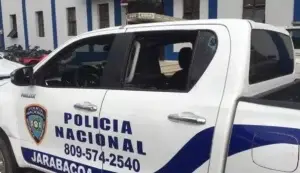 Patrulla suspendida por muerte de mujer a manos de su pareja en Jarabacoa