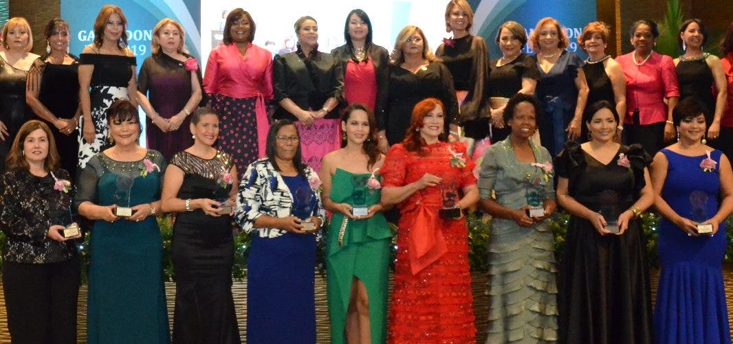 La entrega del “Galardón FEM 2019” reconoce a doce profesionales de RD