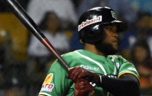 Sócrates Brito en grupo selecto de líderes en hits y triples