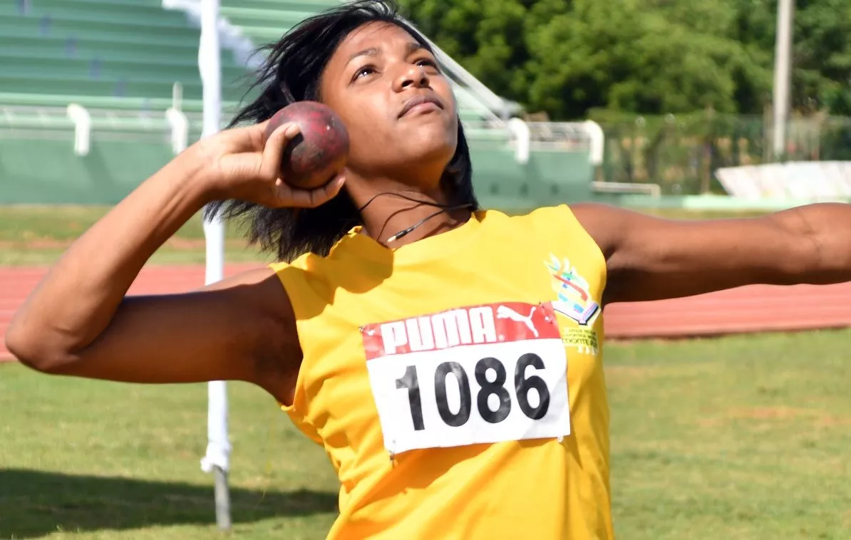 Joel Germán y Adriana Santos se llevan oro atletismo