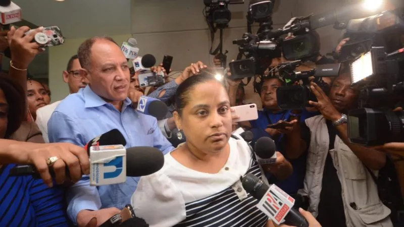 3A_El-País_10_4p01-800×450