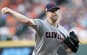 Vigilantes adquieren a Kluber desde Cleveland