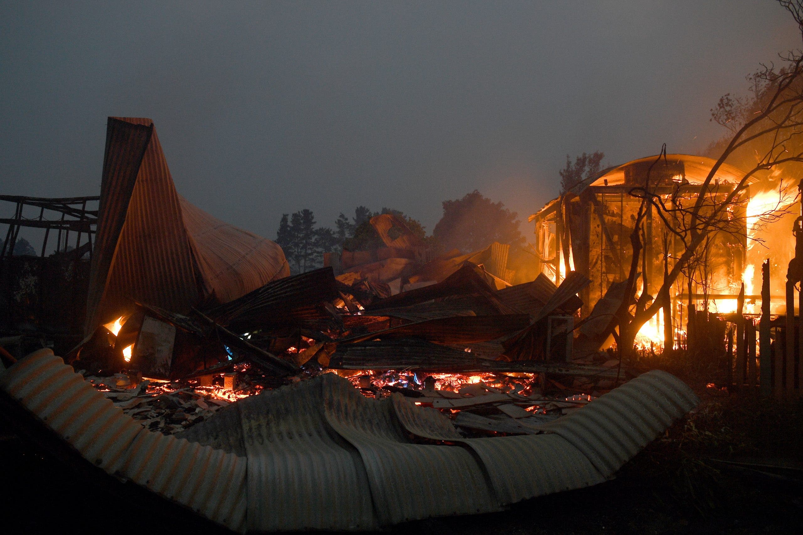 Australia combate centenares de incendios en condiciones “catastróficas»