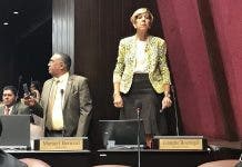 Diputadas arman caos en sesión porque no se les permitió hablar sobre Presupuesto