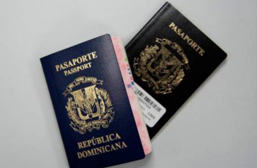 La nueva tarjeta de pasaporte dominicano tiene mayor seguridad El Día