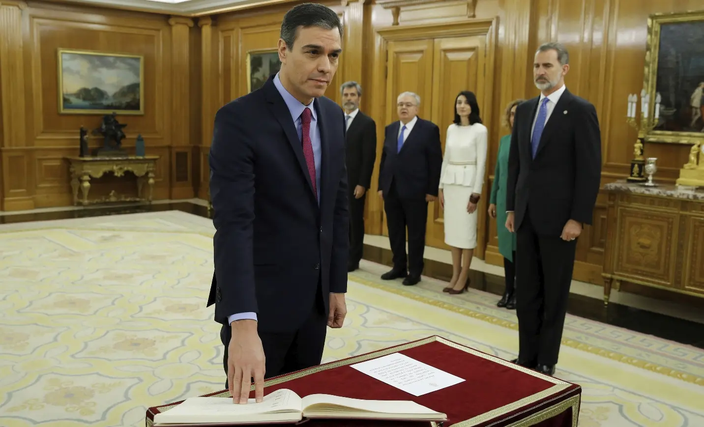 Pedro Sánchez jura como presidente de España