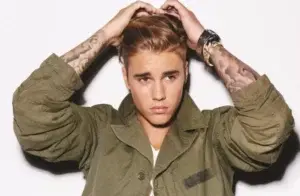 Justin Bieber, con 25 años, 10 discos, millonario y casado