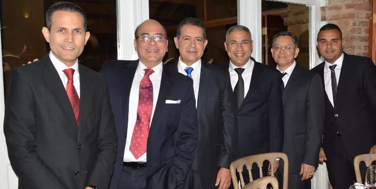 25_Clasificados_09_5,p01
