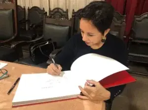 Escritora dominicana Ofelia Berrido publica la  obra poética  “Anacaona”