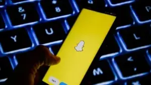 Una adolescente de 14 años secuestrada, drogada y violada logra escapar de sus captores gracias a Snapchat