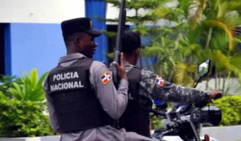 Policía Nacional suspende y envía a Justicia cuatro agentes