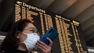 Coronavirus: grandes aerolíneas internacionales suspenden sus vuelos a China y EE.UU. emite una alerta de viaje por la enfermedad de Wuhan