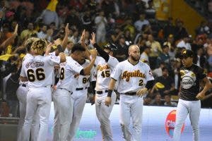 Águilas eliminan a Leones y salen hoy a cacería de Tigres