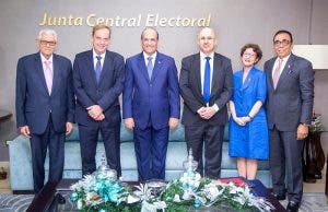 Empresa española contratada por la JCE inicia trabajos de auditoría forense al sistema de voto automatizado