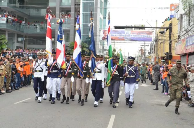 Realizan desfile cívico-militar en conmemoración al 207 aniversario de natalicio de Juan Pablo Duarte