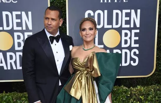 JLo da a entender en los Globos de Oro que se casó con Alex Rodríguez