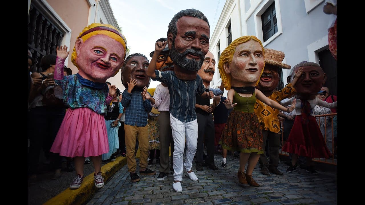 Inician las fiestas de la calle San Sebastián en Puerto Rico a pesar de sismo