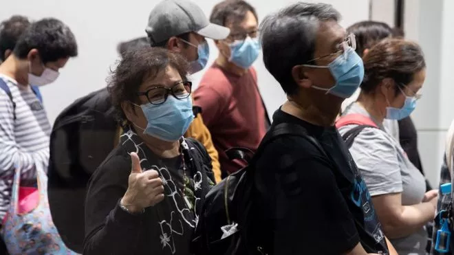 Más de tres mil personas pueden desembarcar de un crucero puesto en cuarentena por el coronavirus en Hong Kong