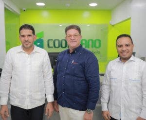 Coopsano inaugura nueva sucursal en Santiago