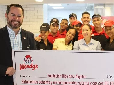 Empresa Wendy's dona recursos a fundación