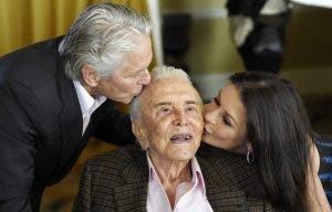 Hollywood llora al actor Kirk Douglas