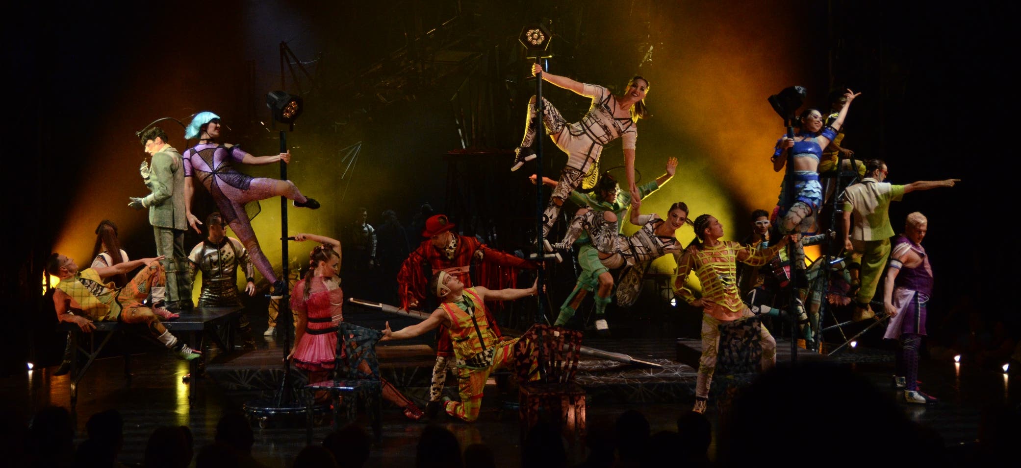 Emoción y nervios en espectáculo Cirque du Soleil