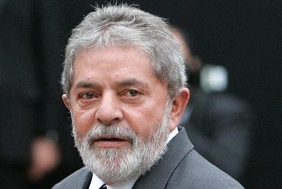 Juez anula sentencias a Lula de Silva