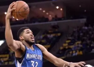 Karl-Anthony Towns se convierte en el primer pívot en ganar el concurso de triples