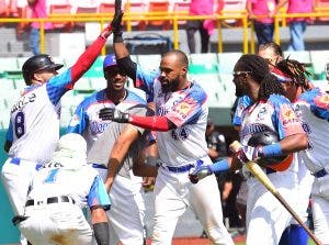 Toros clasifican para la semifinal Serie Caribe