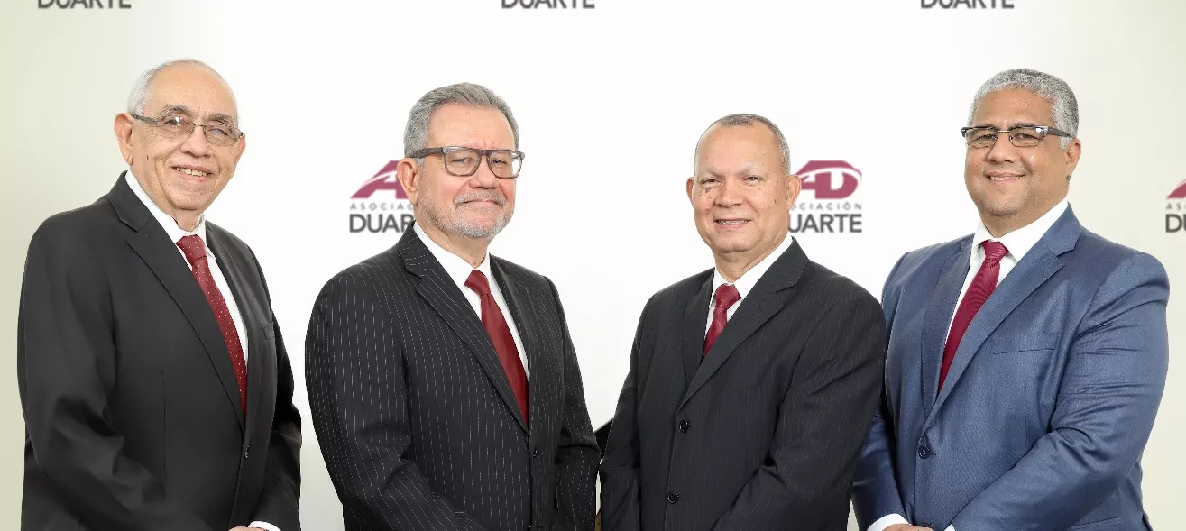 27_Clasificados_18_4,p01