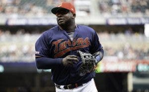 Pujols y Tatis ayudan a Sanó en transición  primera base