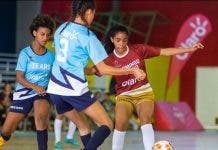 Colegios avanzan a semifinales futsal