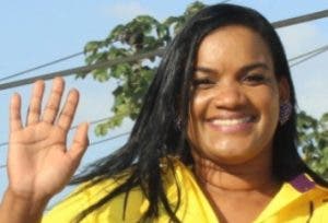 Candidata pide voto razonado en Boca Chica