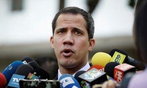 Guaidó comienza un nuevo pulso contra el chavismo, que endurece el discurso