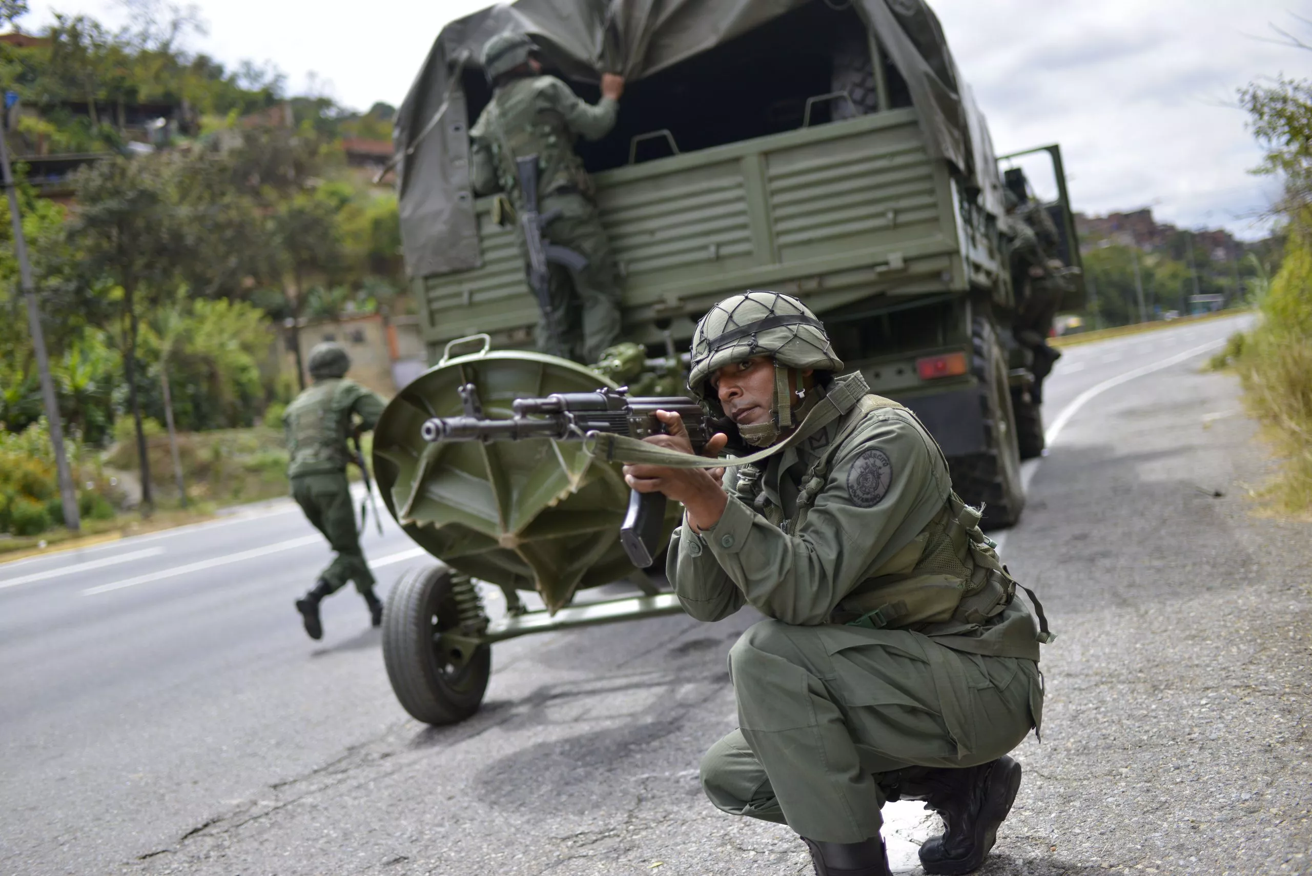 Venezuela realiza ejercicios militares en las ciudades