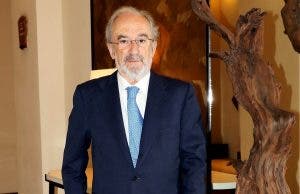 El director de la RAE presentará en República Dominicana su libro “Cervantes»