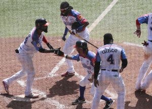 República Dominicana avanza a semifinal tras derrotar 4-3 a Panamá en Serie del Caribe