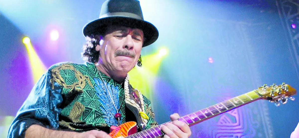 Músico Carlos Santana pospone gira europea