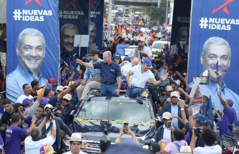 Gonzalo Castillo valora escogencia de mujeres candidatas vice