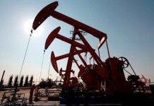 El precio del petróleo se tambalea por el temor a una recesión global