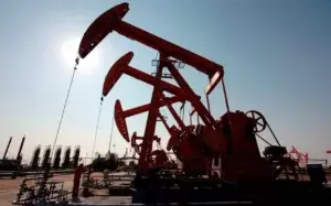 El precio del petróleo se tambalea por el temor a una recesión global