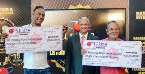 Leidsa entrega 48 millones a dos ganadores