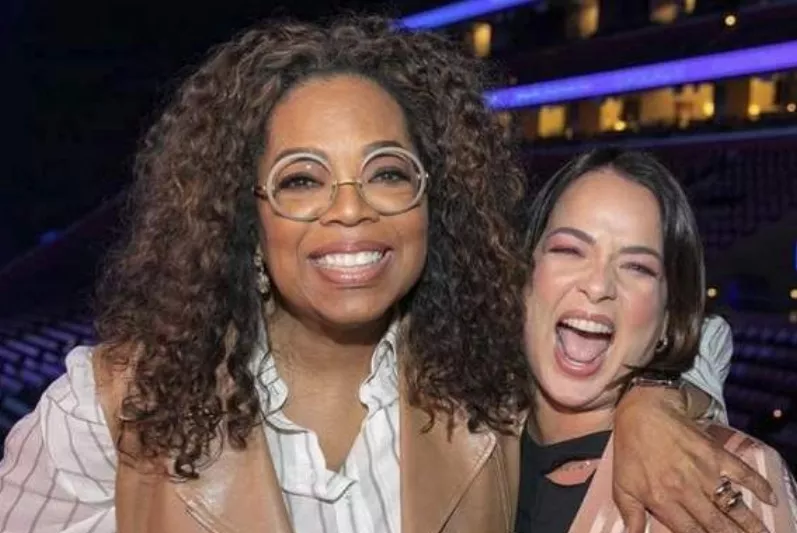 Oprah Winfrey conversa con Adamari López