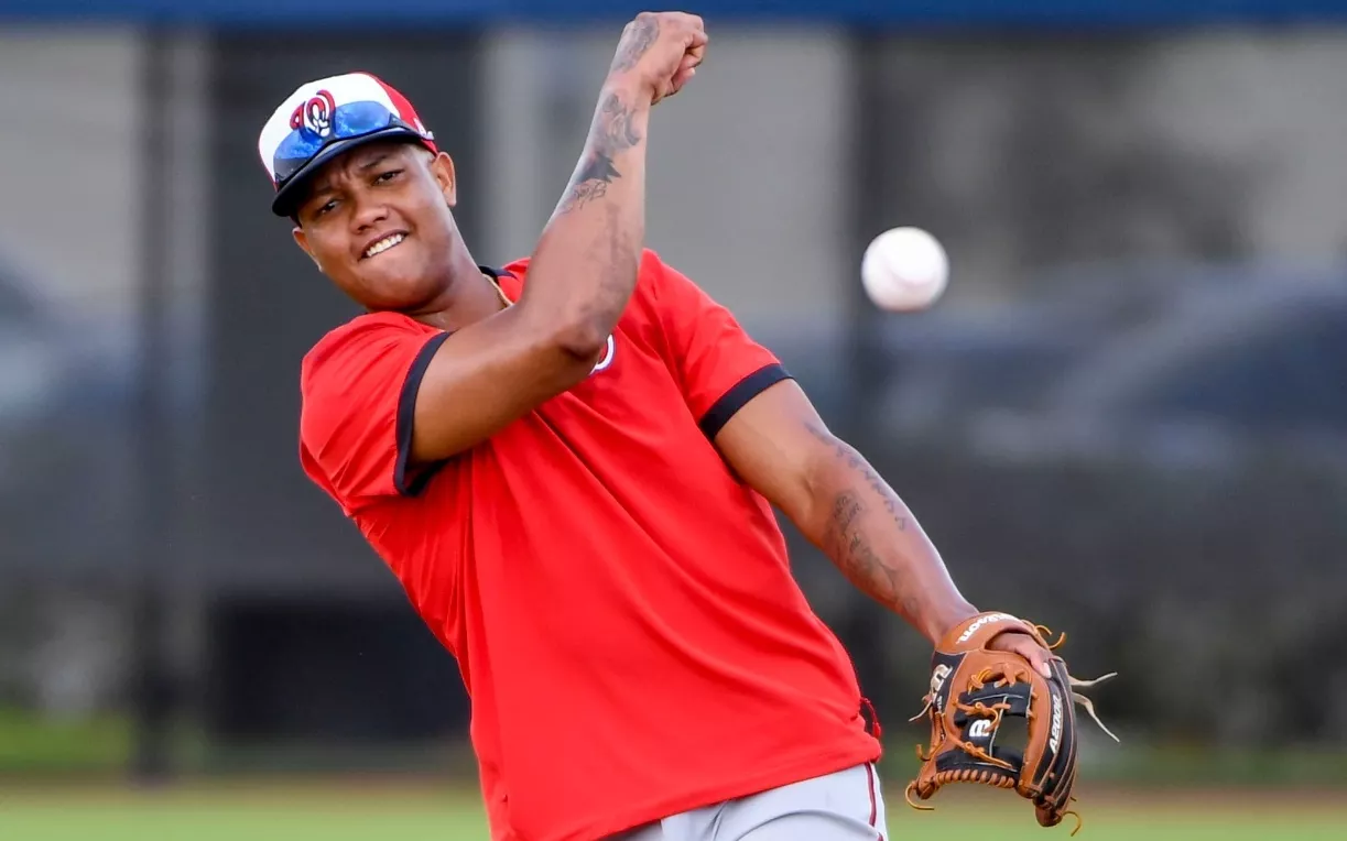 Starlin Castro firma con Leones tras acusaciones de violencia doméstica