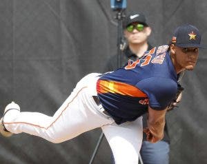 Abreu y Valdez, entre suplentes de Verlander