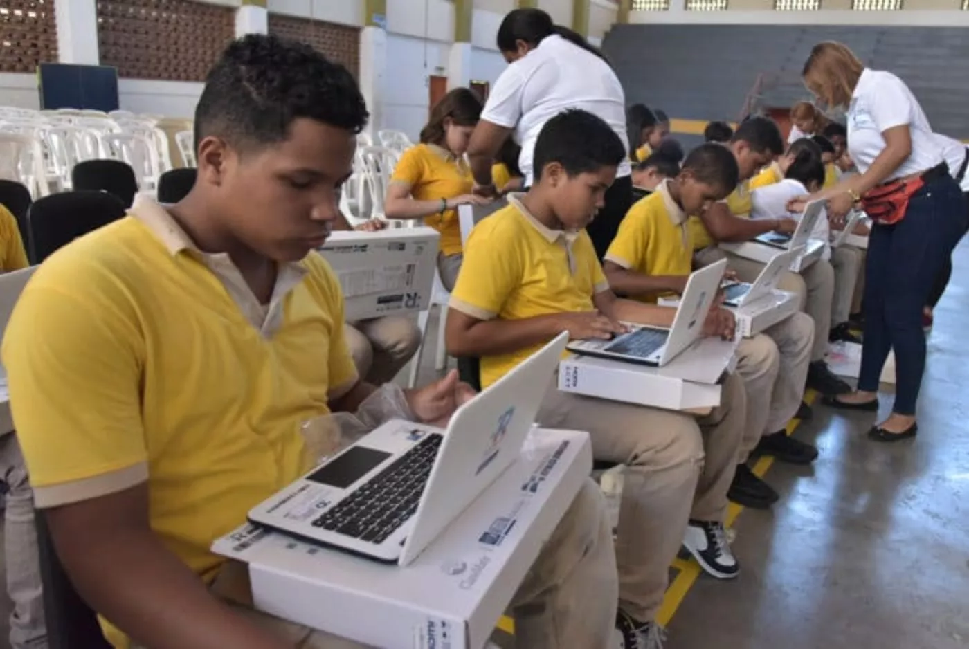 Cuarentena pone a prueba la tecnología educación distancia