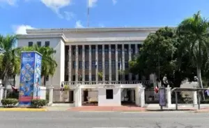 Minerd dice colegios no afectados por las lluvias impartirán clases lunes y martes