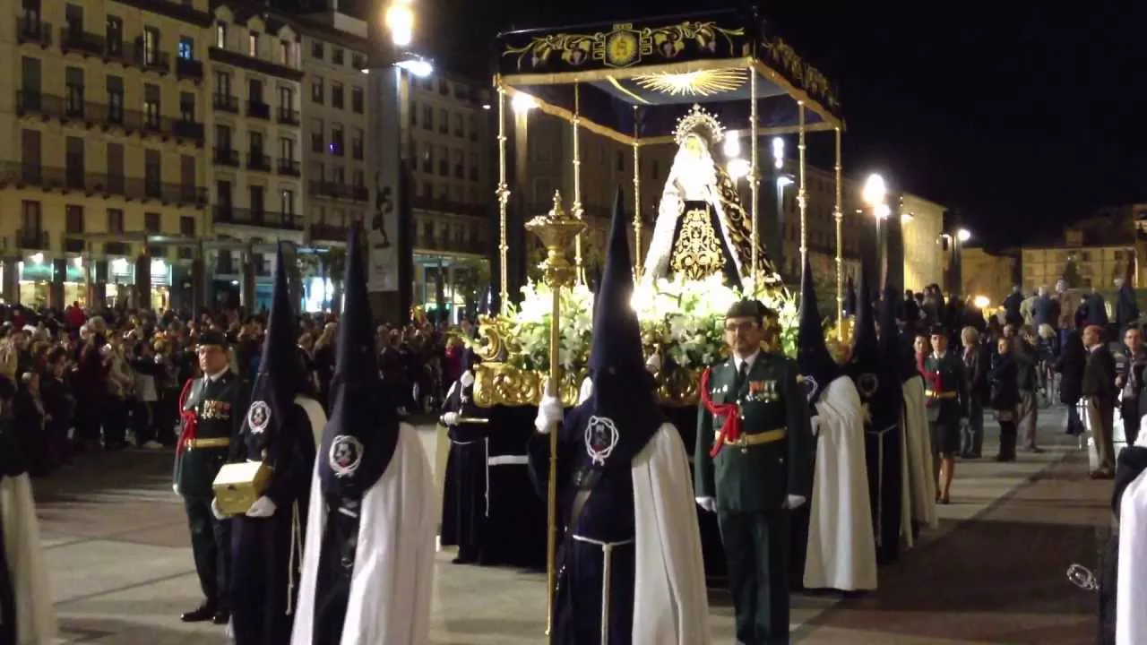 Suspenden en España procesiones de Semana Santa por coronavirus